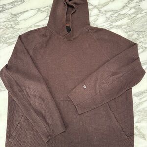 Lululemon men’s hoodie size 2 XL. Burgundy